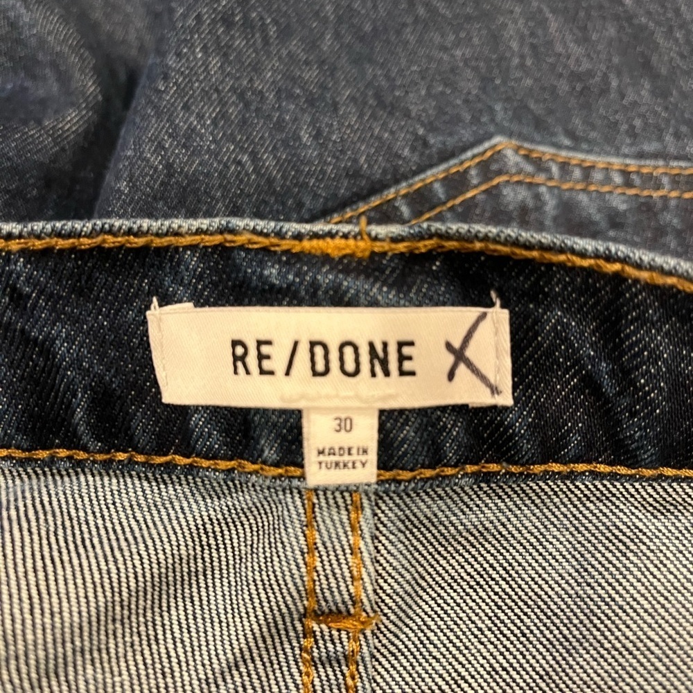 Re\Done- 70s Bell Bottom Heritage Wash Denim Jeans in Size 30. - Picture 5 of 8